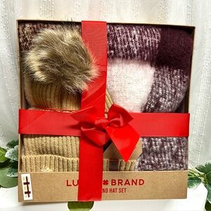 Lucky Brand Ladies Hat and Scarf Gift Set Cream winter holiday